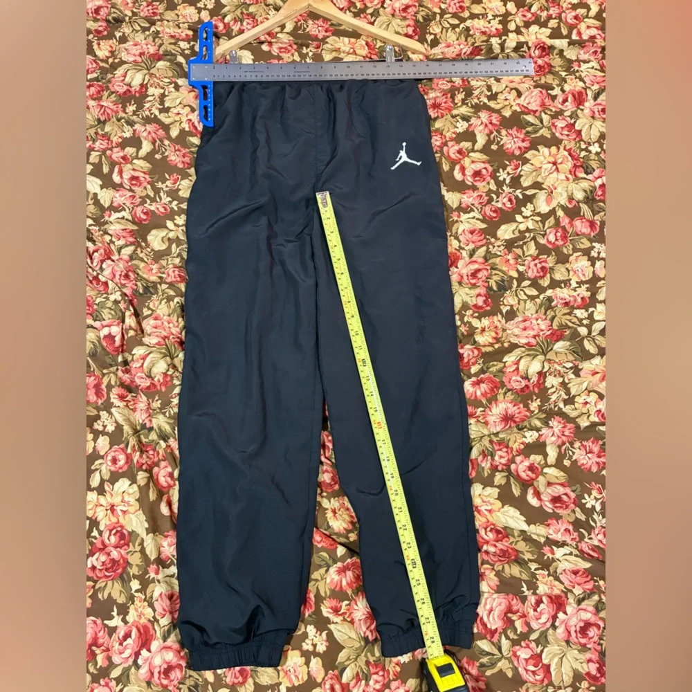 Nike Air‎ Jordan Kids 13-15 XL Black Mesh Sweatpants